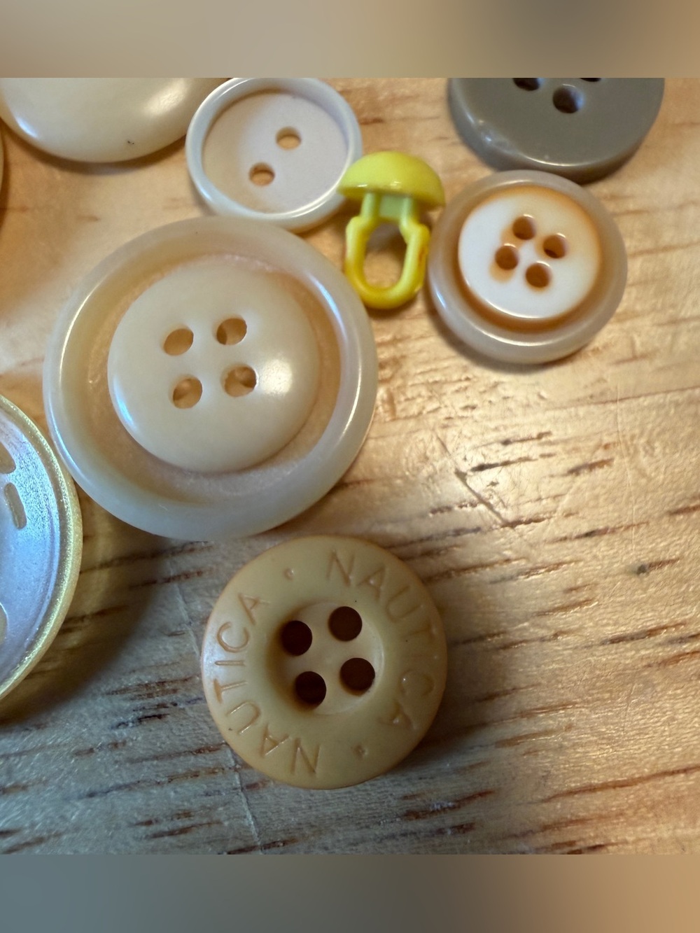 Buttons Bundle - Picture 3 of 6
